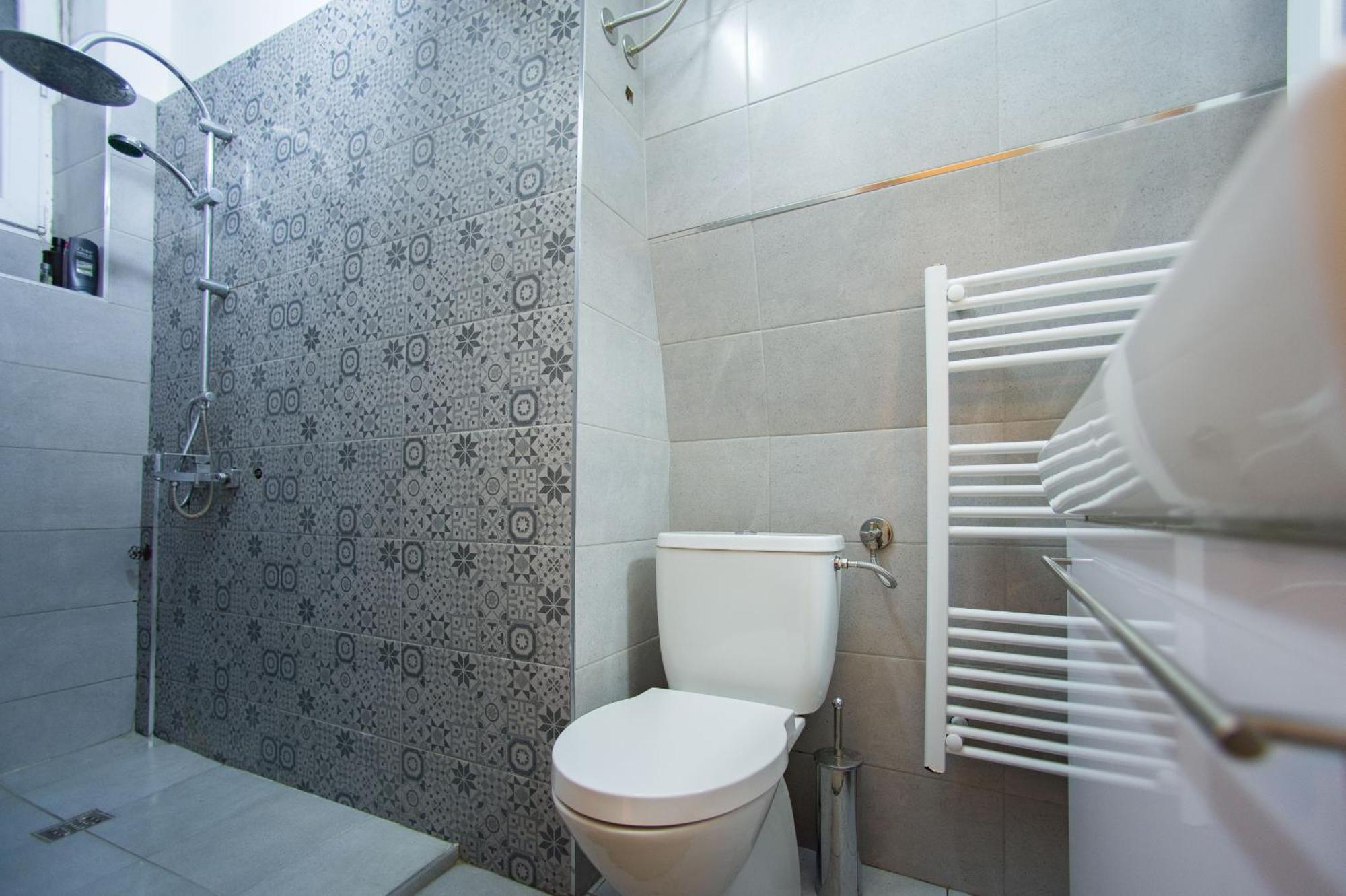 Central Charm Modern 2Br Apt-Free Parking Near Beograd Eksteriør billede